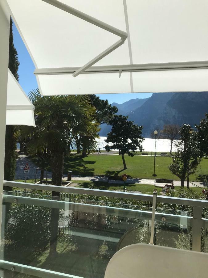 Appartement Lago Blu Riva del Garda Exterior photo